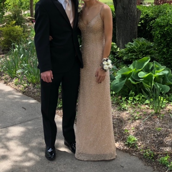 Sherri Hill Prom Dress size 0-2  any offers??? - Picture 4 of 6